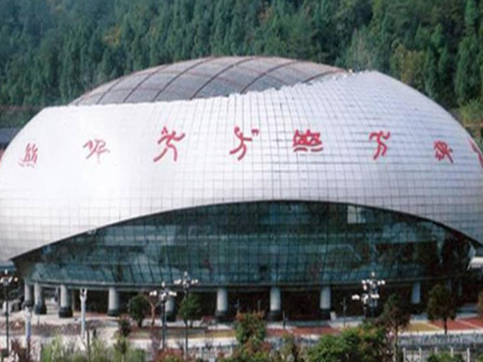 溧阳体育中心球形网架加工安装